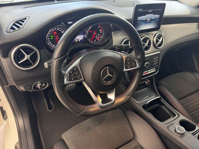 MERCEDESCLA 200D AMG